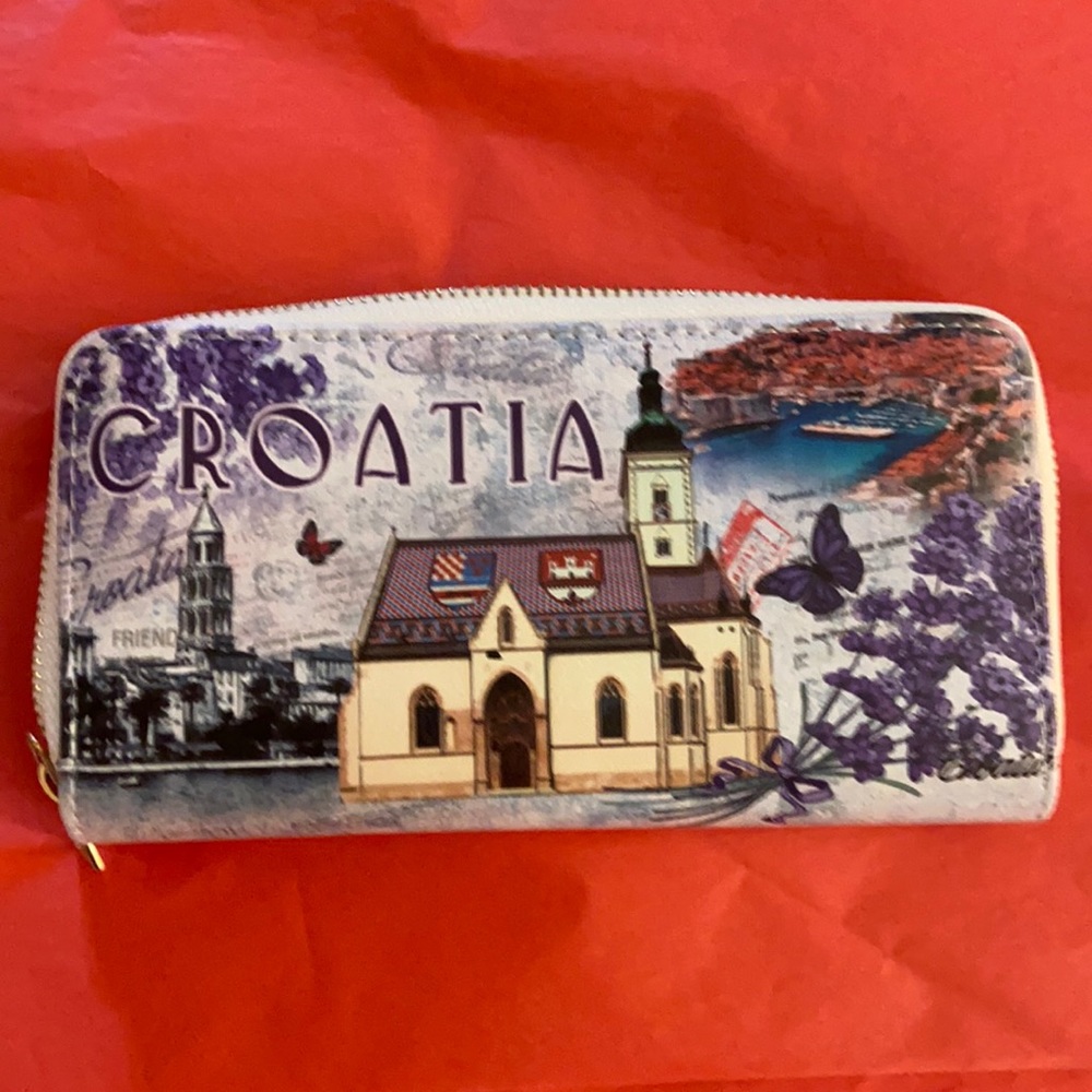 Vinyl wallet with lovely Croatian design.